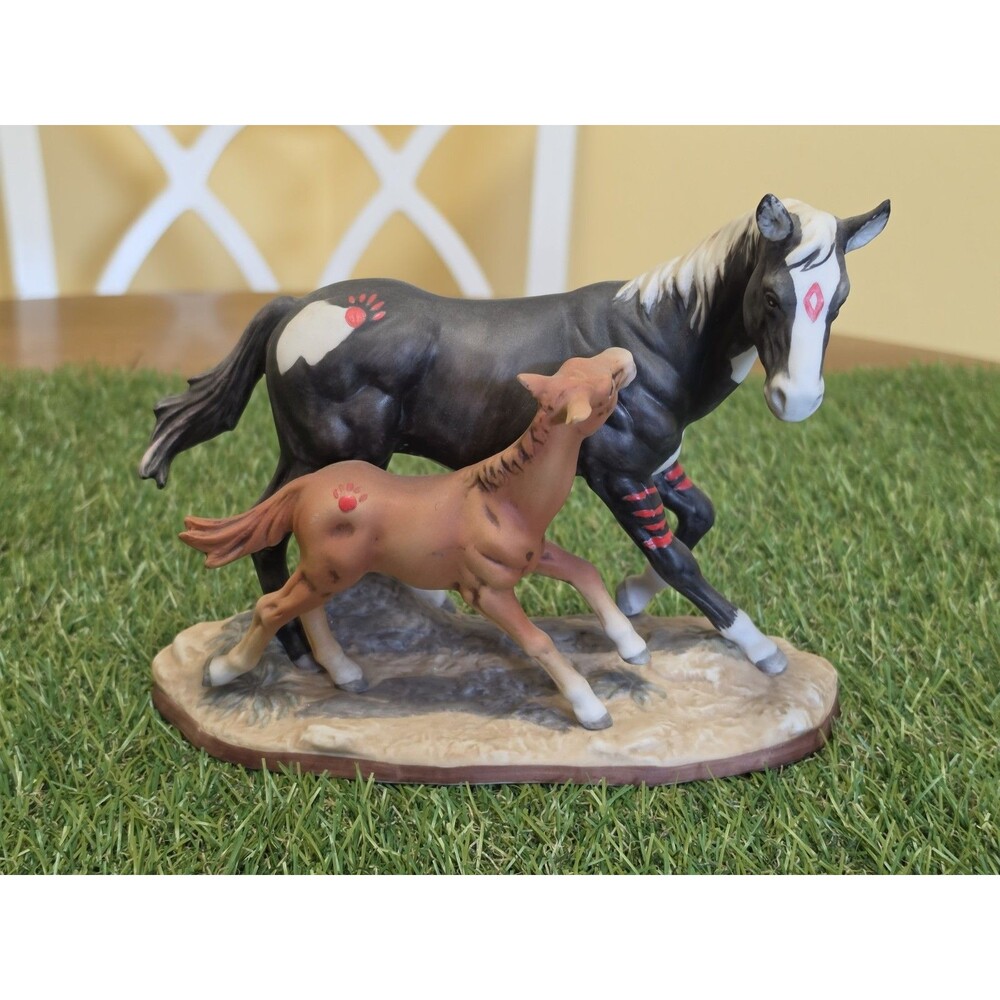 A Painted Pony WAR Horse & COLT BY GREGORY PERILLO COLLECTOR CLUB HORSE Piece